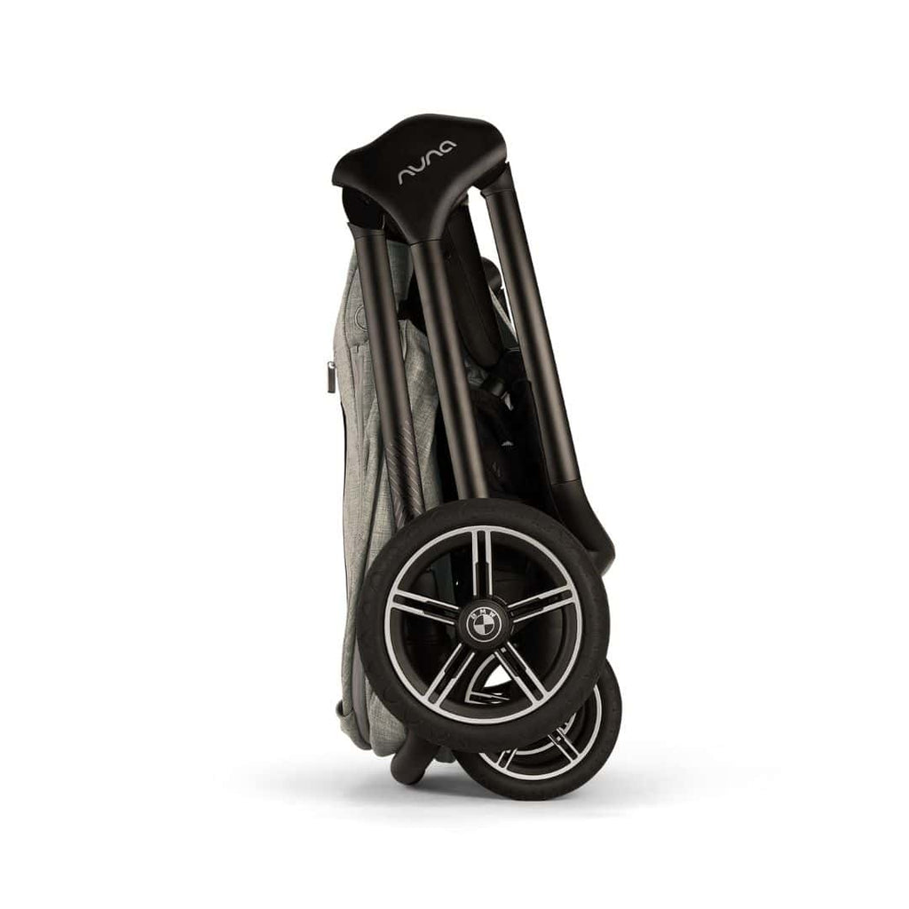 TRIV Next x BMW Collection Mid Size Stroller