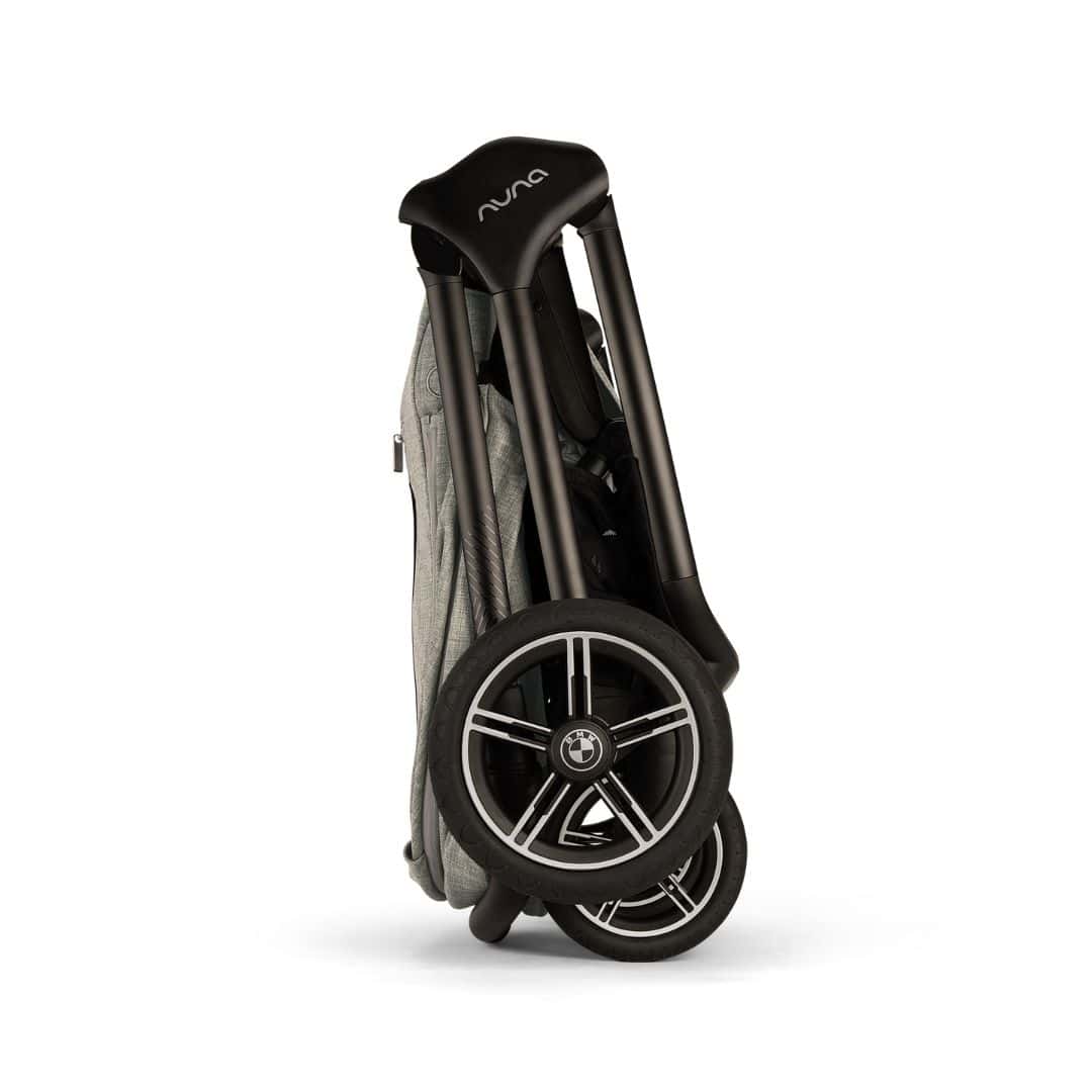 TRIV Next x BMW Collection Mid Size Stroller