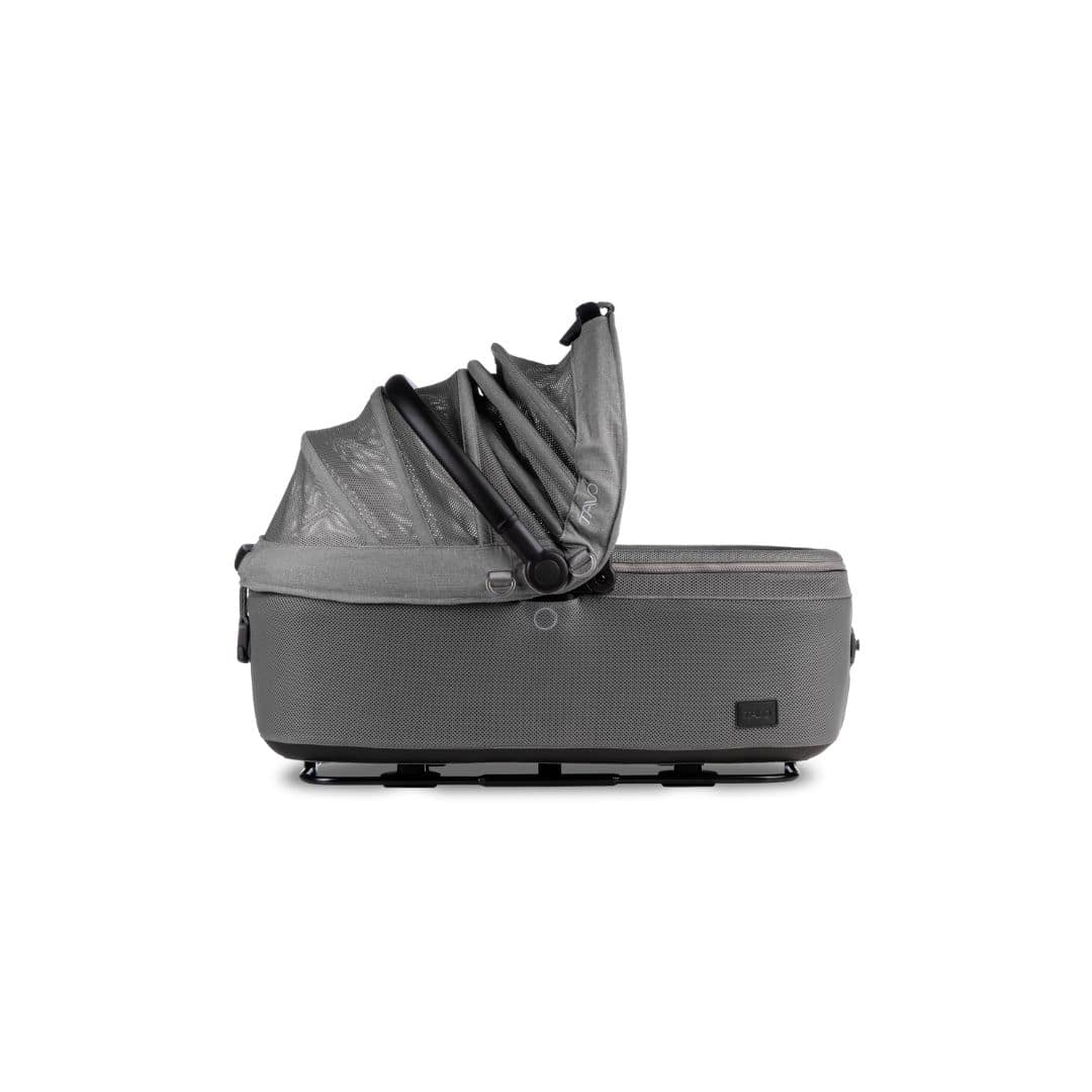 TAVO Maeve 7X Large Sized Pet Car Seat with ISOFIX Base
