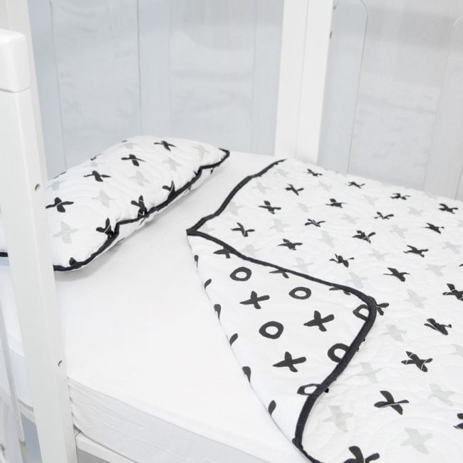 Amani Bebe Quilt and Pillow for Sova Cot Secondary image
