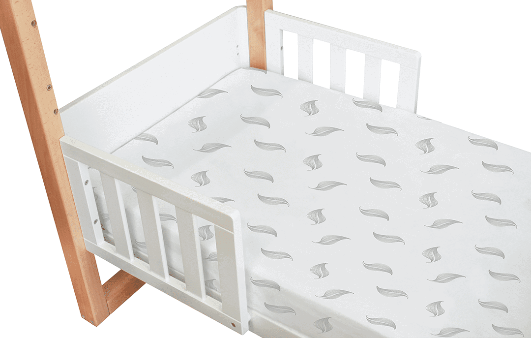 Amani Bebe Organic Jersey Cotton Standard Fitted Sheet Main image