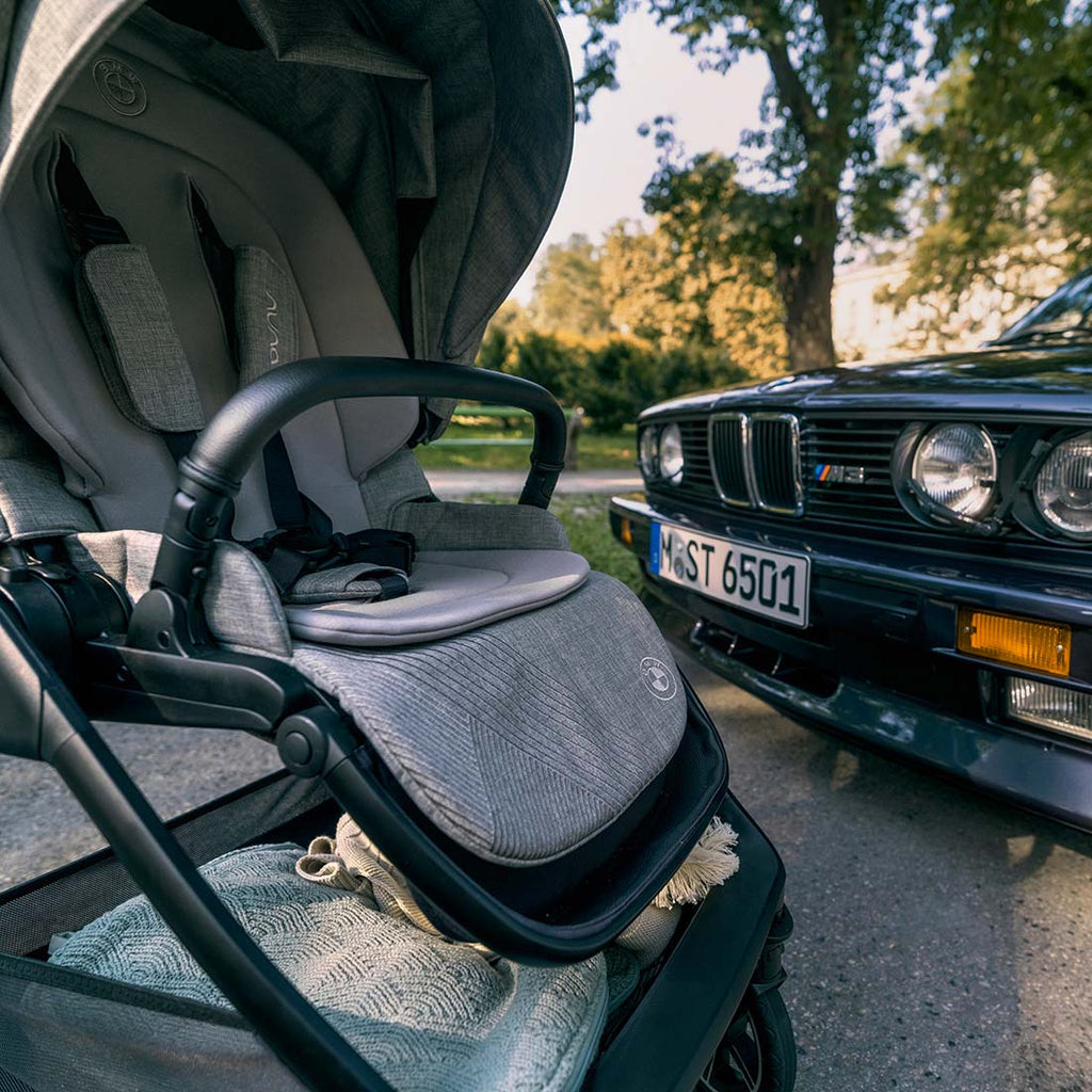TRIV Next x BMW Collection Mid Size Stroller