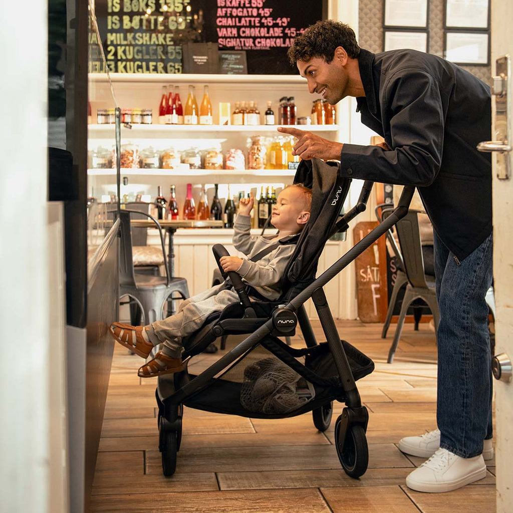Nuna SWIV 360 Degree Swivel Stroller