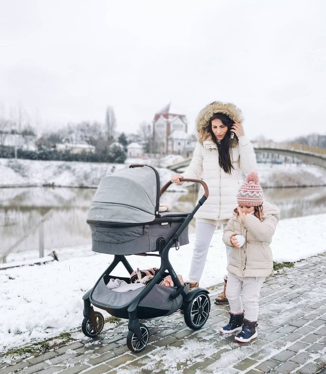 DEMI™ Grow Carrycot