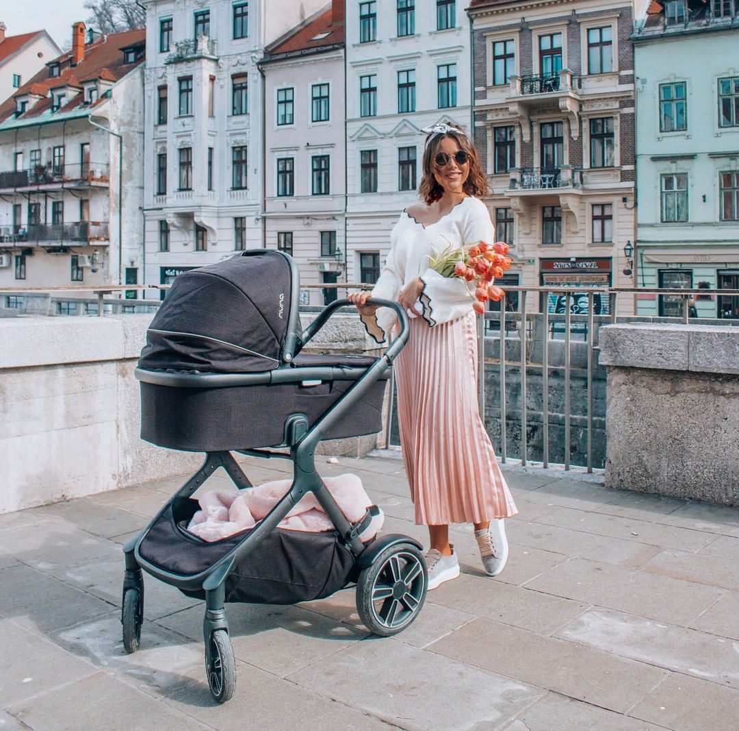 DEMI™ Grow Carrycot